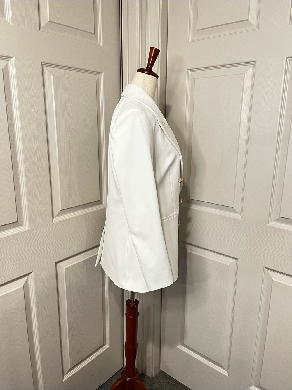 Express Double-Breasted White Blazer with Gold Buttons Size Small - Picture 2 of 7